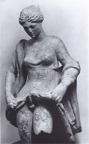 297px-Anasyromenos_statuette,_Rome_art_market